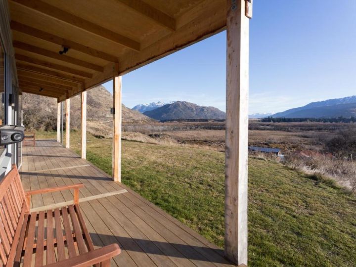 Cottage: mountain views